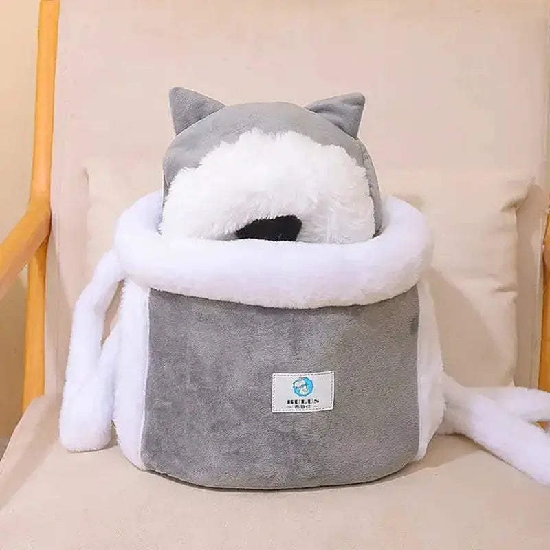 Pet Carrier Bag - Comfortable and Insulated Travel Solution for Pets